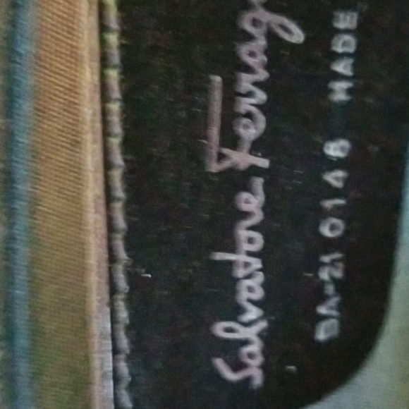 Gorgeous Butterfly Ferragmo size 8 mules & matching purse, made in Italy - Picture 8 of 12